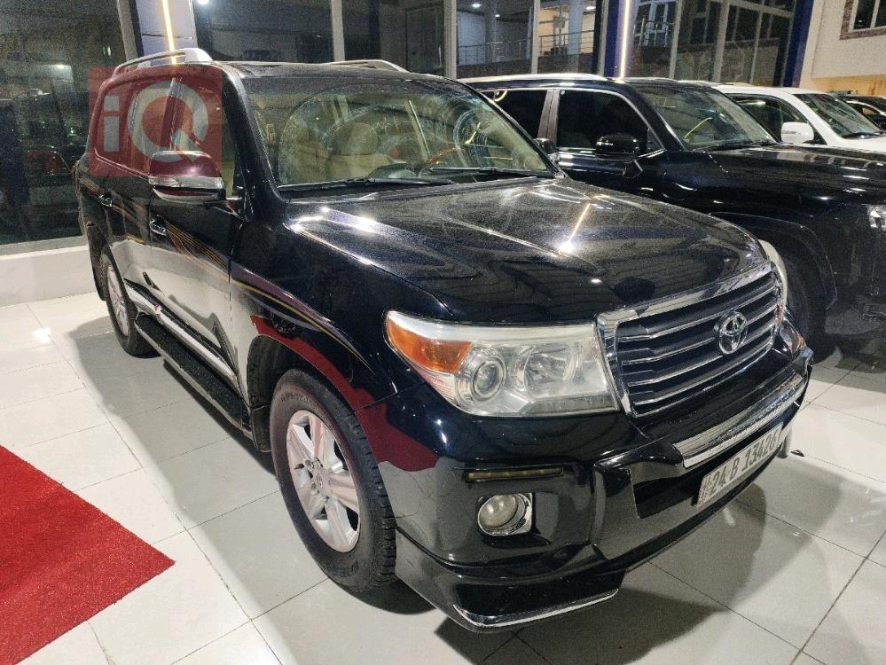 تويوتا لاندكروزر